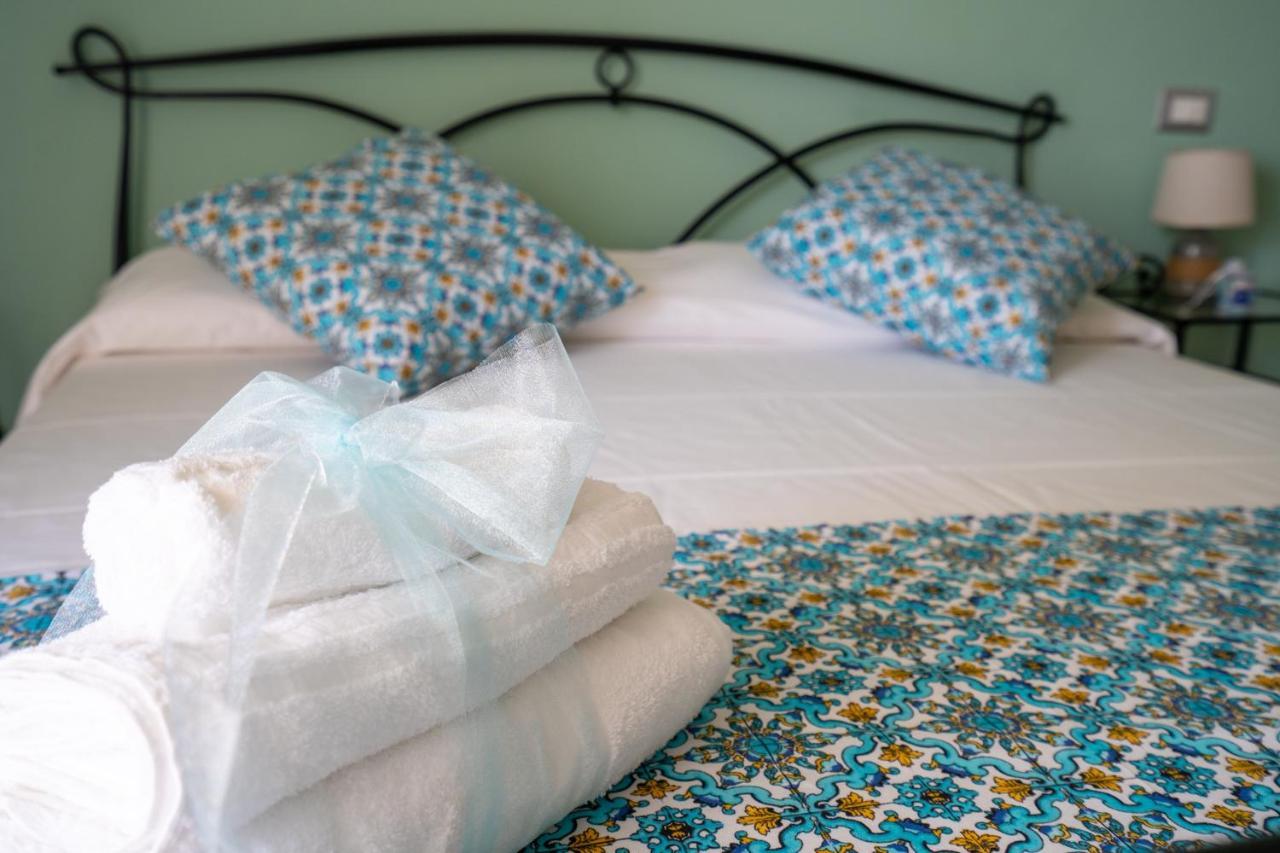 ---5 Minutes From The Sea ---Panorama And A-C Bed & Breakfast Vietri sul Mare Exterior photo